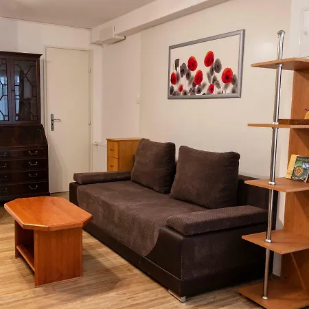 Basement Atrium Apartman Apartment Keszthely
